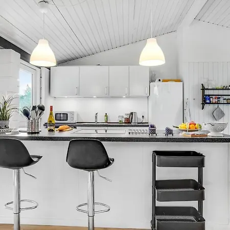 Tatil Evi Gorgeous Home In Lokken With Sauna