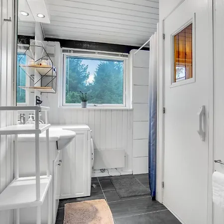 Gorgeous Home In Lokken With Sauna * Løkken