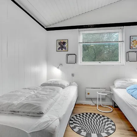 Tatil Evi Gorgeous Home In Lokken With Sauna
